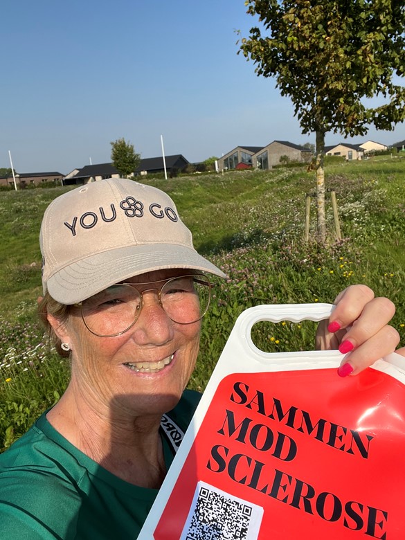 Gitte Skouboe samler ind